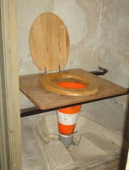 VLC’s logo sucks